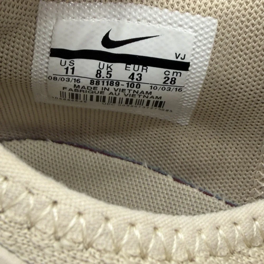 Nike Aptare Men's Size 11 Khaki Sand Texture Athletic Sneakers
